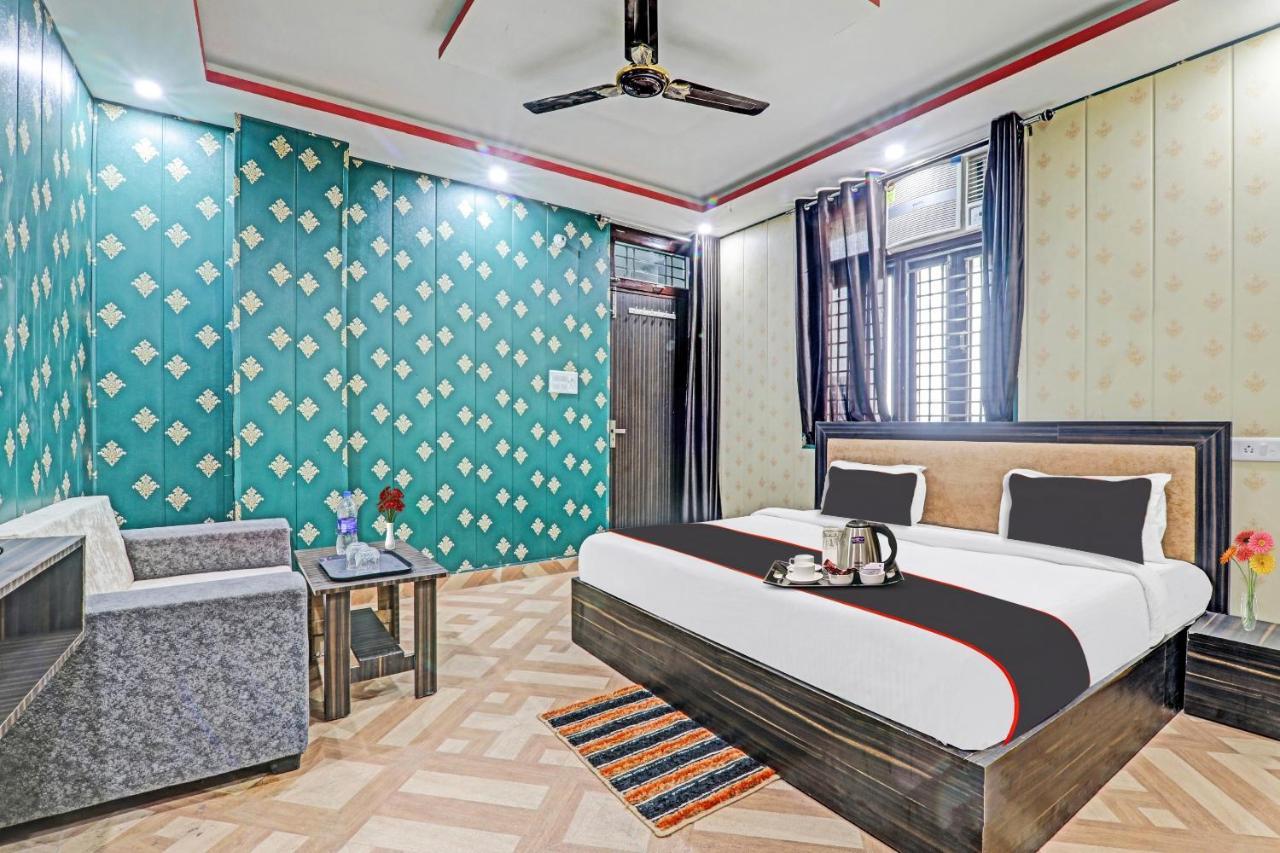 Capital O Sl Galxy Hotel Канпур Екстериор снимка